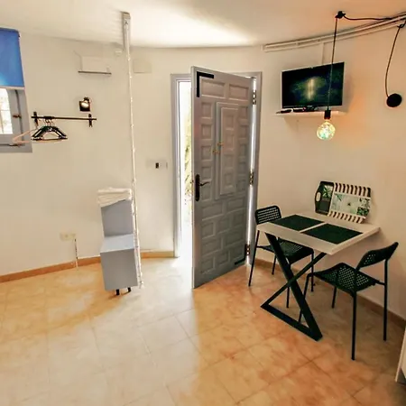 Amelie - With Private Swimming Pool In Villa Benissa