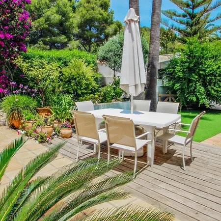 Amelie - With Private Swimming Pool In